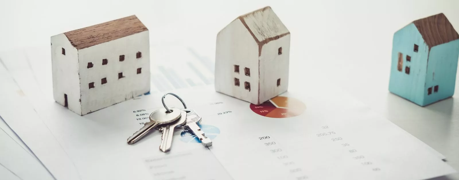 Do tenants need to take out insurance?